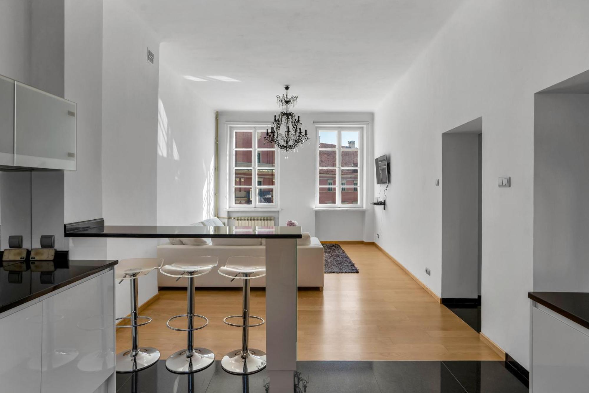 Warsaw Castle Apartments - Prime Location, Historic City Center, Castle View, Fast Internet - By Rentujemy Exterior photo