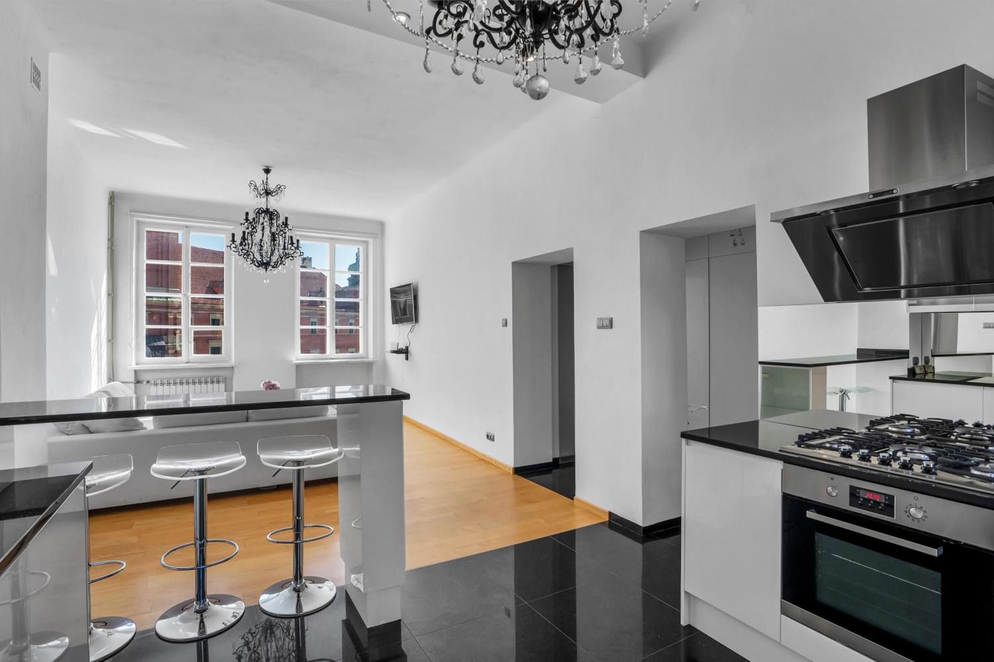 Warsaw Castle Apartments - Prime Location, Historic City Center, Castle View, Fast Internet - By Rentujemy Exterior photo