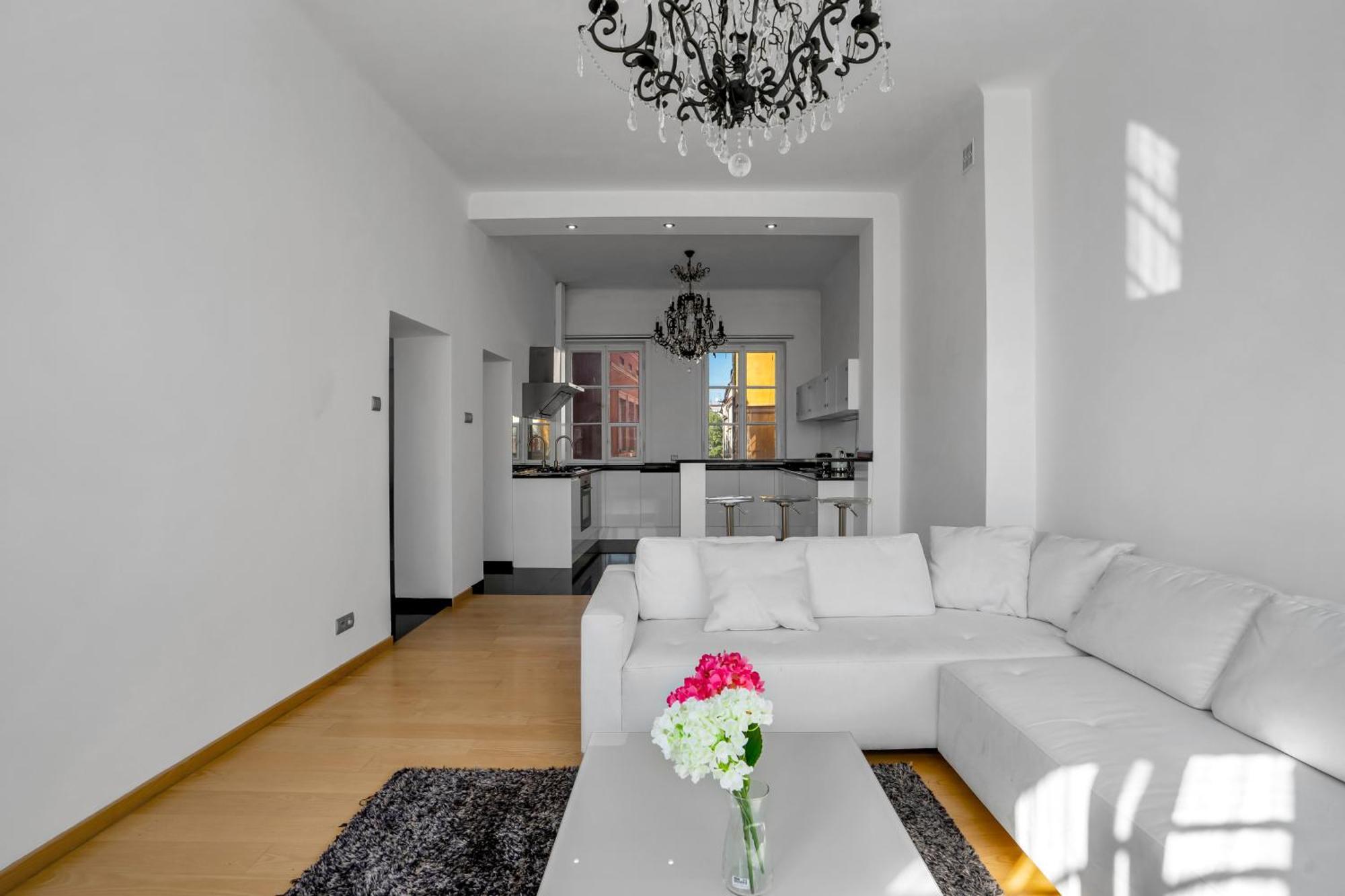 Warsaw Castle Apartments - Prime Location, Historic City Center, Castle View, Fast Internet - By Rentujemy Exterior photo
